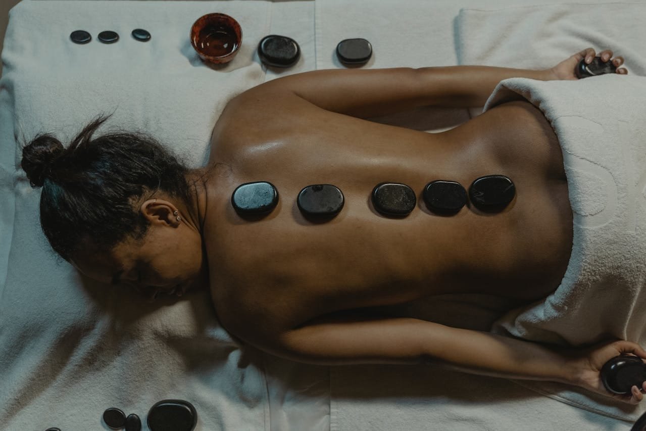 08 massages érotiques et sensuels à explorer en couple